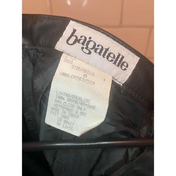 Excellent sz 8 vintage Bagatelle black lined 100% leather skirt back slit - Picture 3 of 3